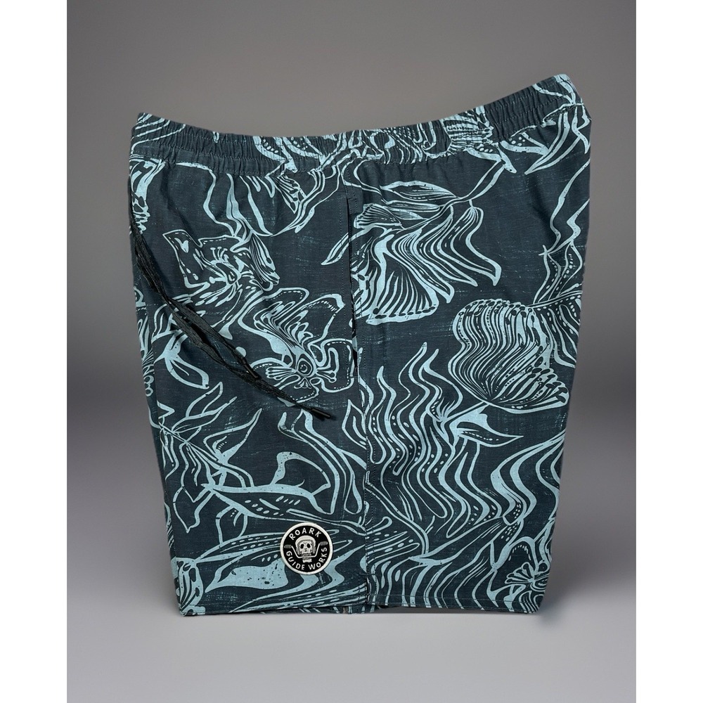 Roark Mens Shorey 16" Board Shorts Dark Navy Floral Size XL 6" Inseam